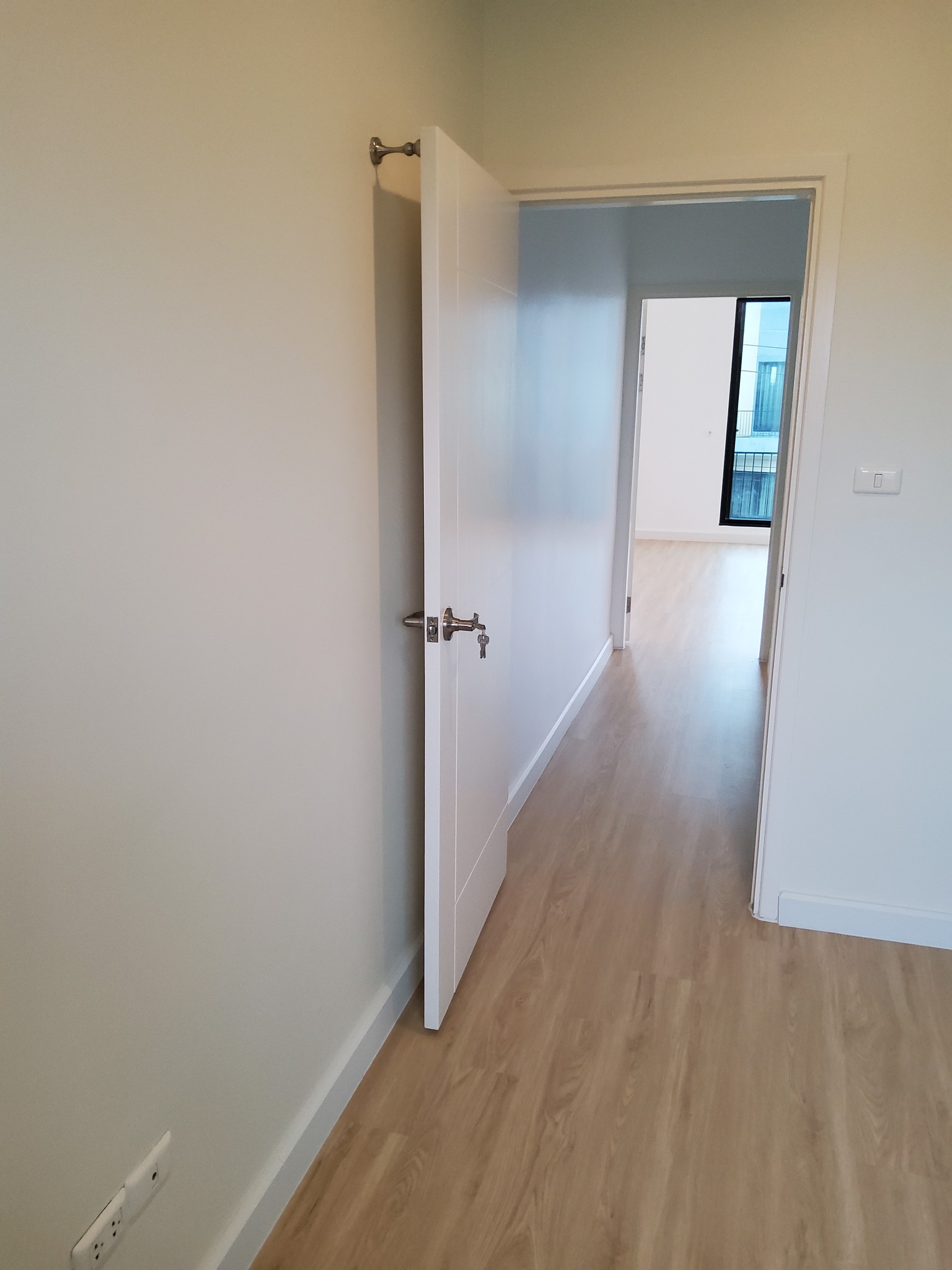 Nalin Grand Avenue - Image 4
