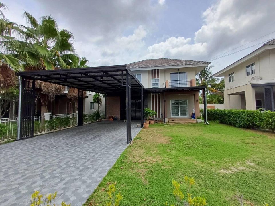 3 Bedroom House For Rent in San Phak Wan, Hang Dong, Chiang Mai - Image 1