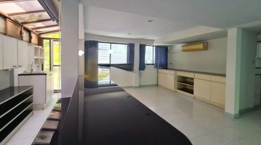 3 ห้องนอน บ้านเดี่ยว สำหรับขาย ใน บางจาก, พระโขนง, กรุงเทพมหานคร - Image 1