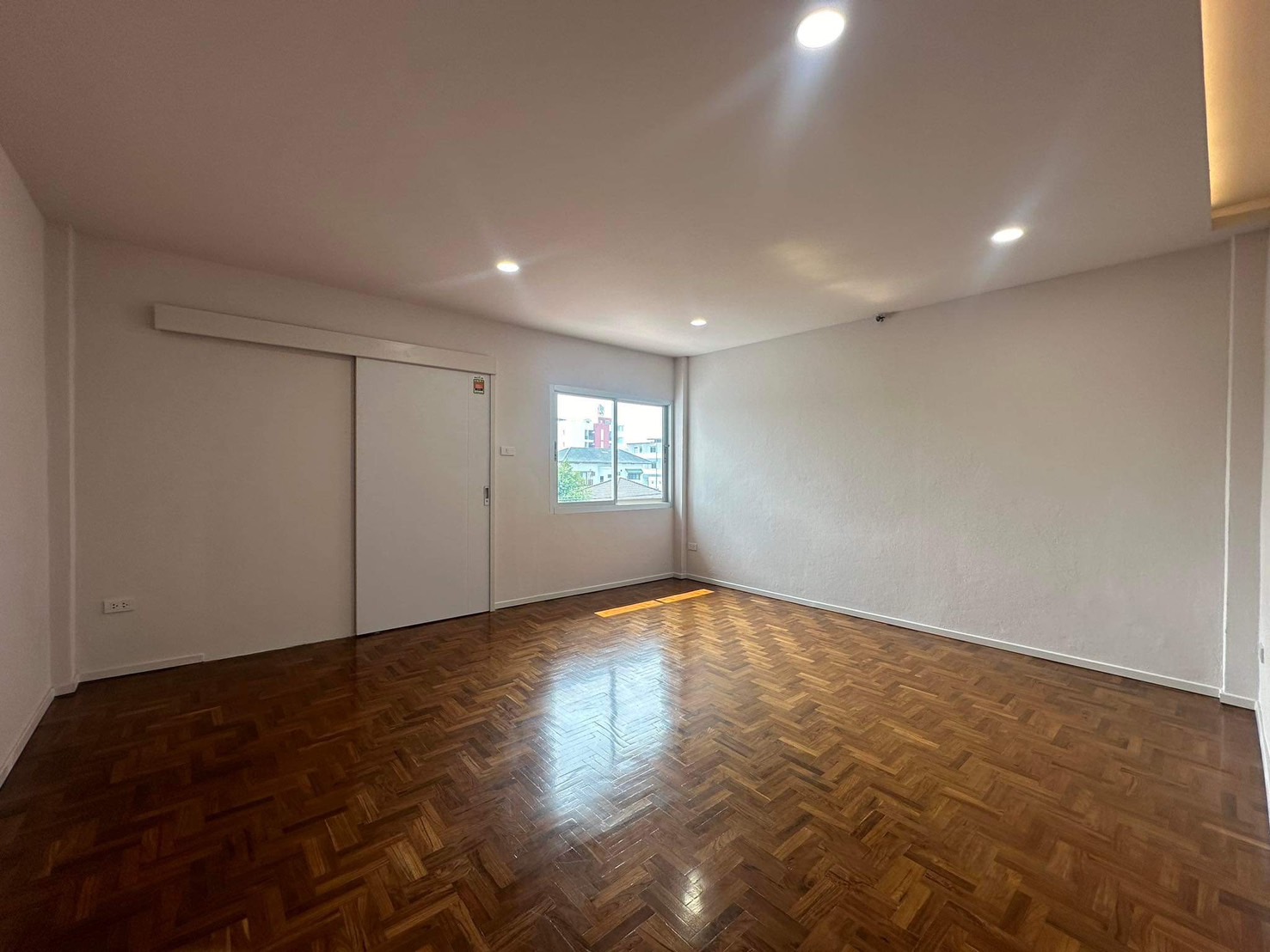 4 ห้องนอน ทาวน์เฮาส์ สำหรับขาย ใน สุเทพ, เมืองเชียงใหม่, เชียงใหม่ - Image 3