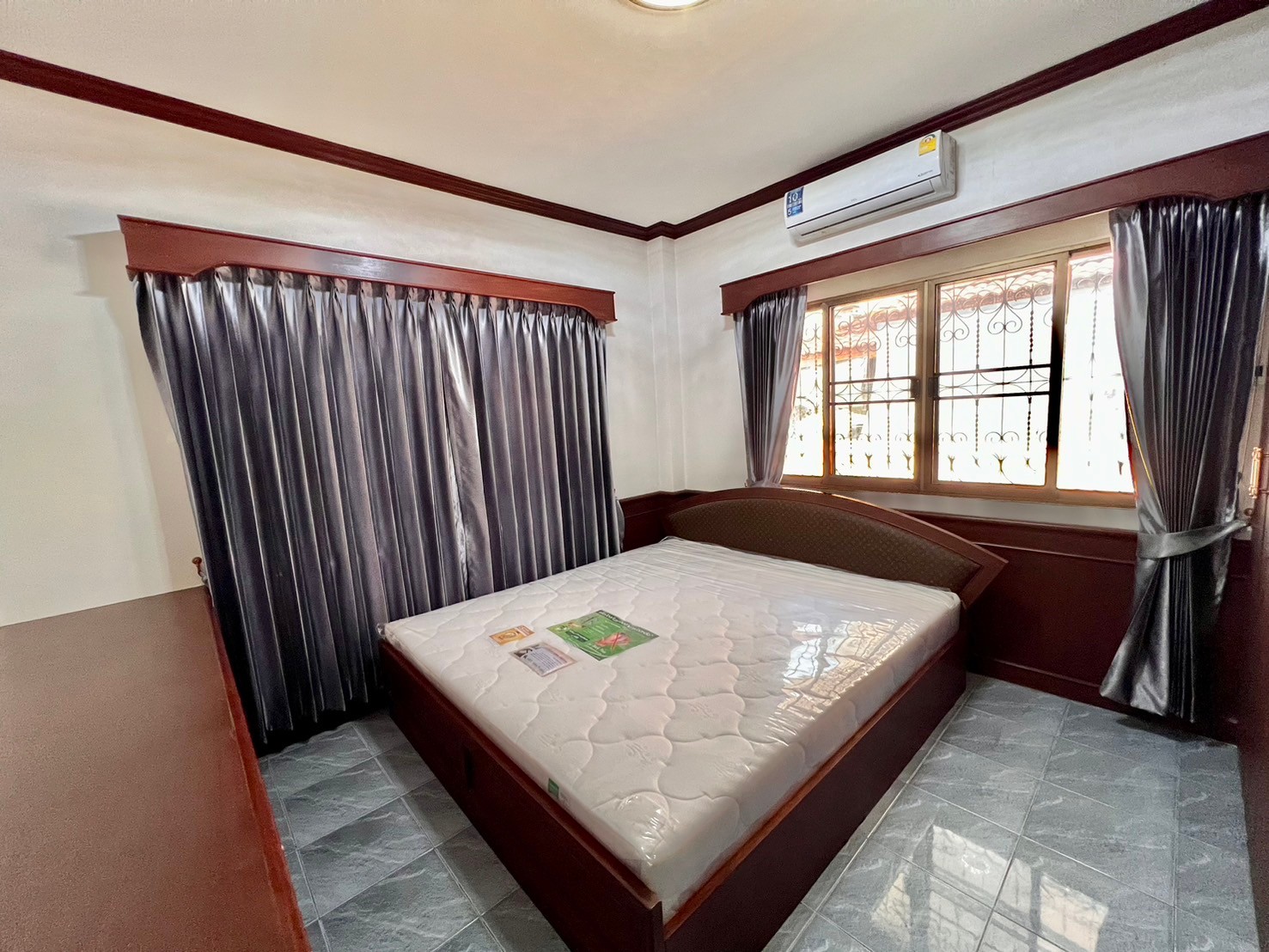 5 Bedroom House For Rent in Fa Ham, Mueang Chiang Mai, Chiang Mai - Image 6