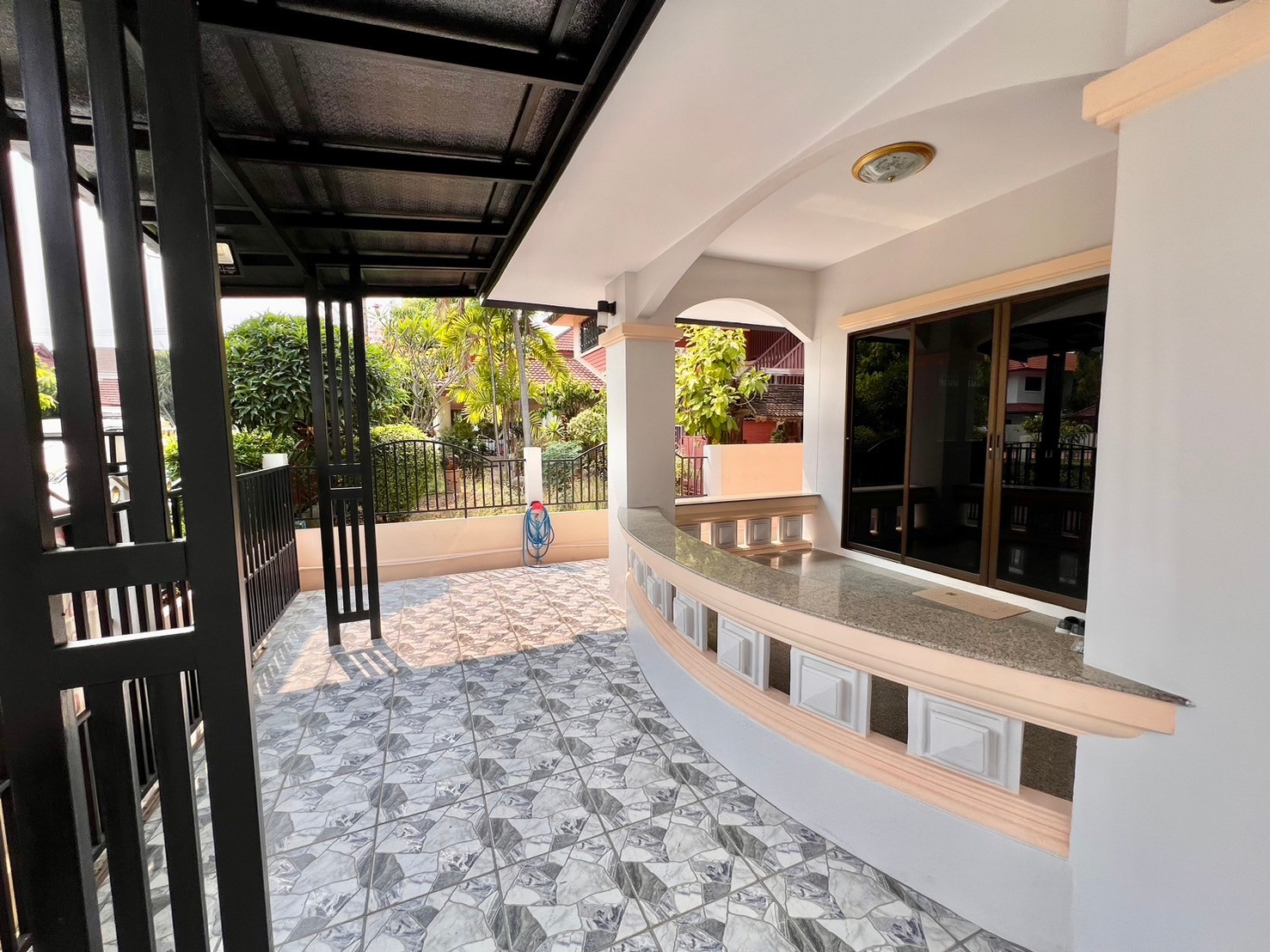 5 Bedroom House For Rent in Fa Ham, Mueang Chiang Mai, Chiang Mai - Image 11