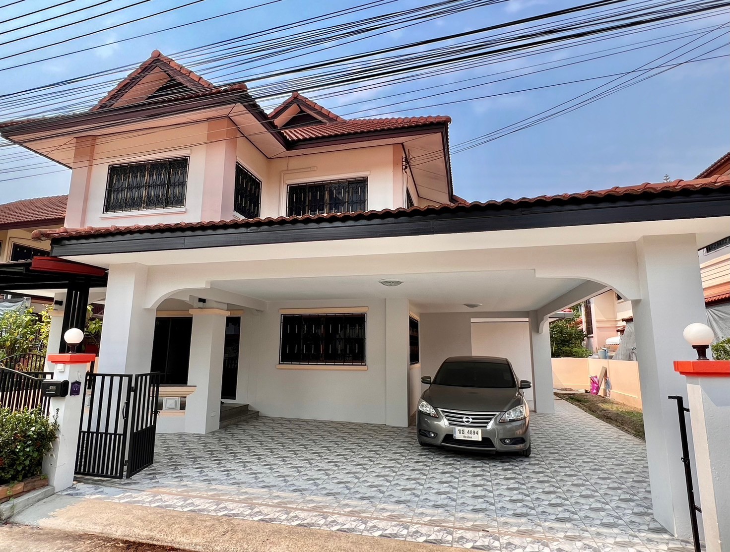 5 Bedroom House For Rent in Fa Ham, Mueang Chiang Mai, Chiang Mai - Image 1