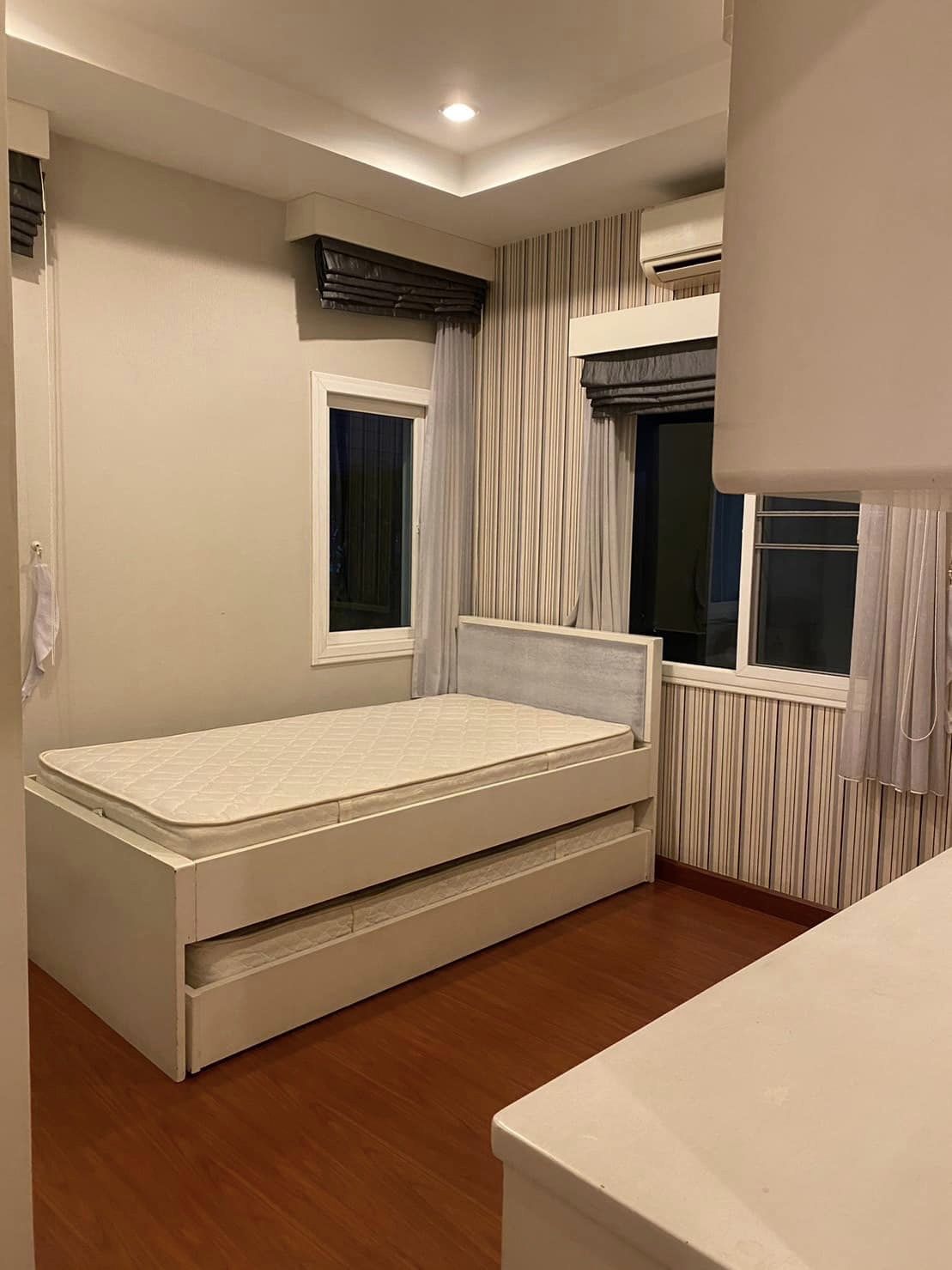 The Urbana 1 - Image 10