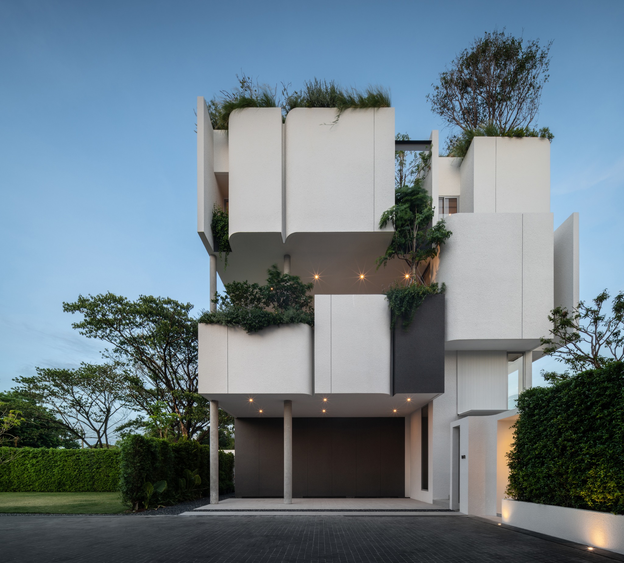 ARQ10 - Image 11