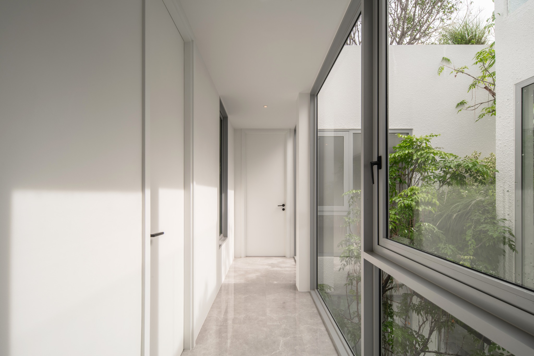 ARQ10 - Image 8