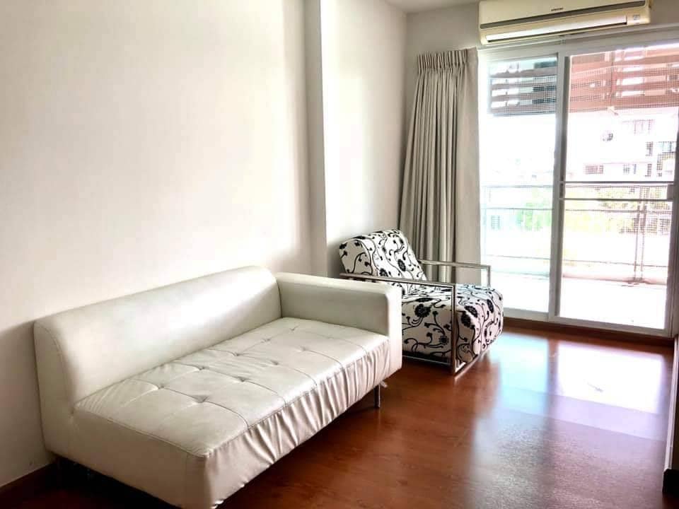 1 Bedroom Condo For Sale in Khlong Toei, Khlong Toei, Bangkok - Image 1