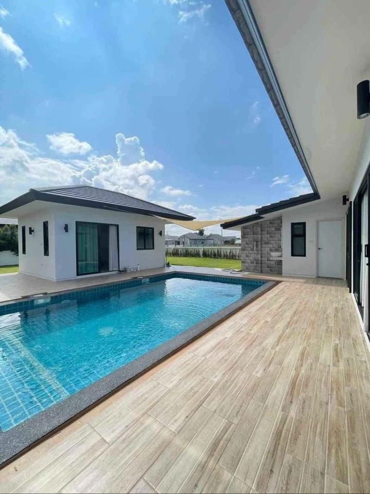 3 Bedroom House For Rent in Tha Wang Tan, Saraphi, Chiang Mai - Image 2