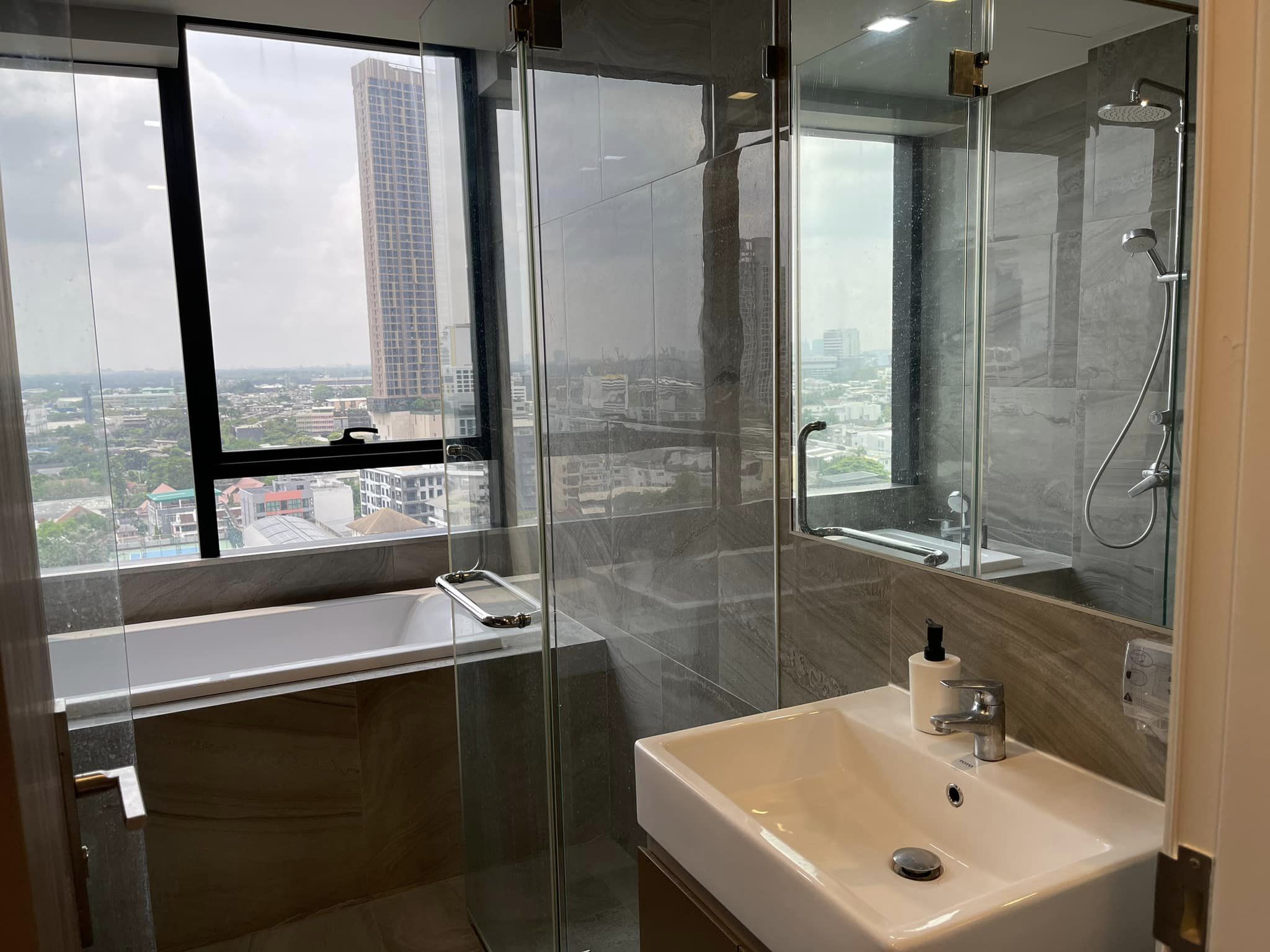 2 卧室 公寓  在  - Image 17