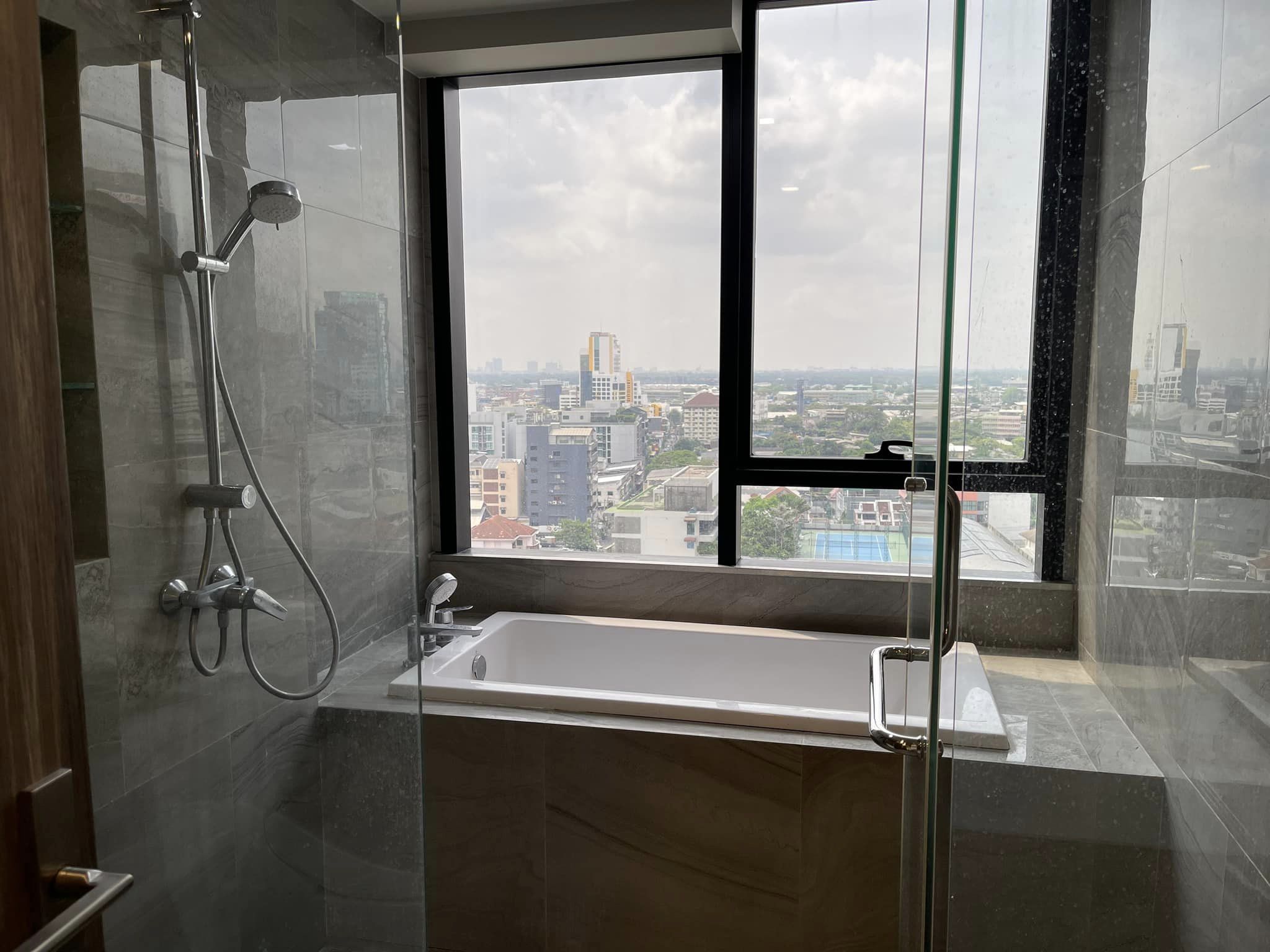 2 卧室 公寓  在  - Image 13