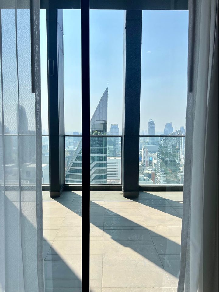 Noble Ploenchit - Image 5