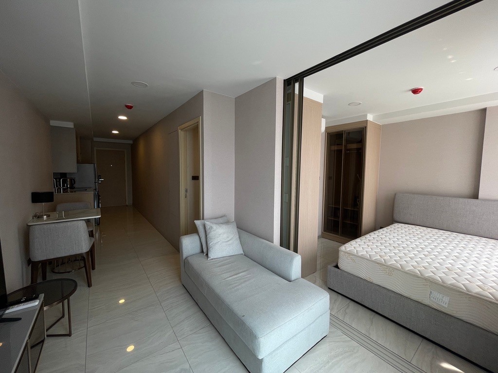 Walden Asoke - Image 2