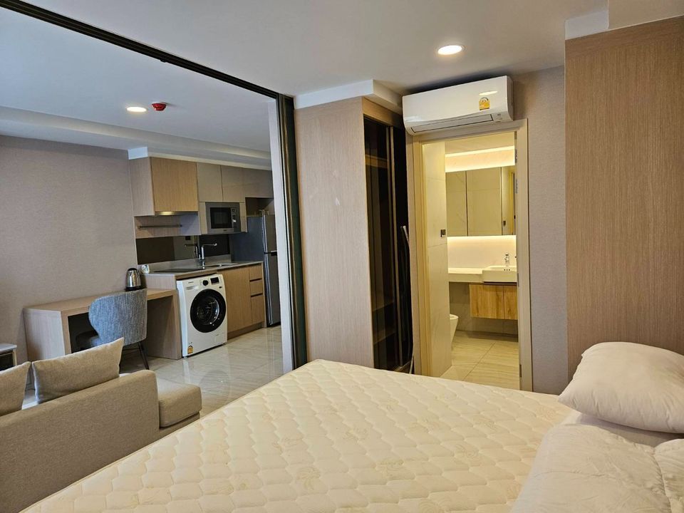 Walden Asoke - Image 2