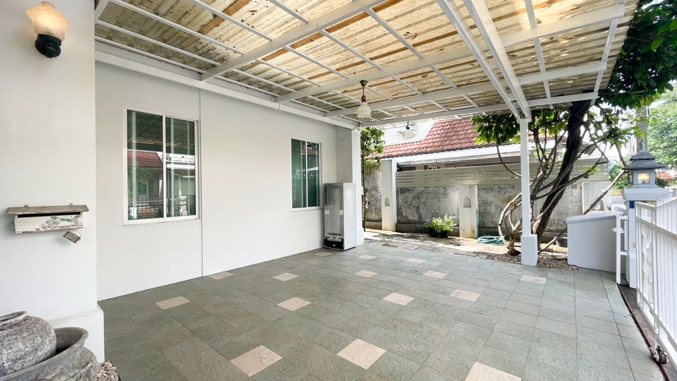 Land and Houses Park San Sai - Image 27