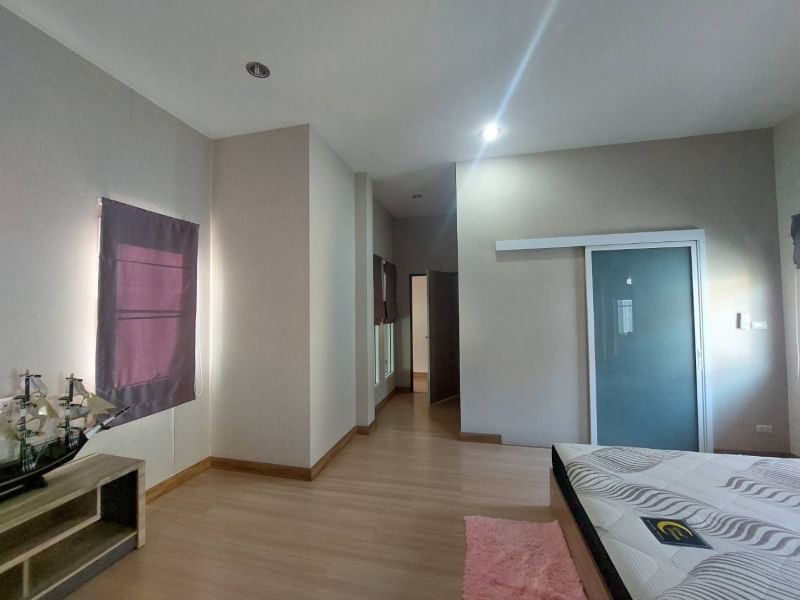 3 卧室 独立房屋  在  - Image 16