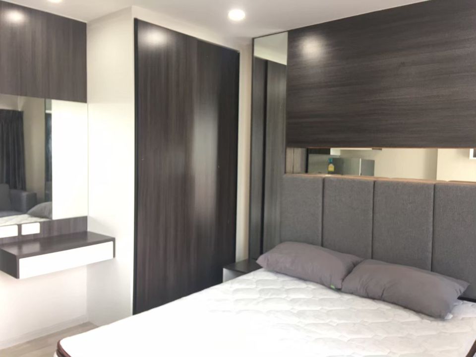 D Mark Condo@ Sutthisan - Image 5
