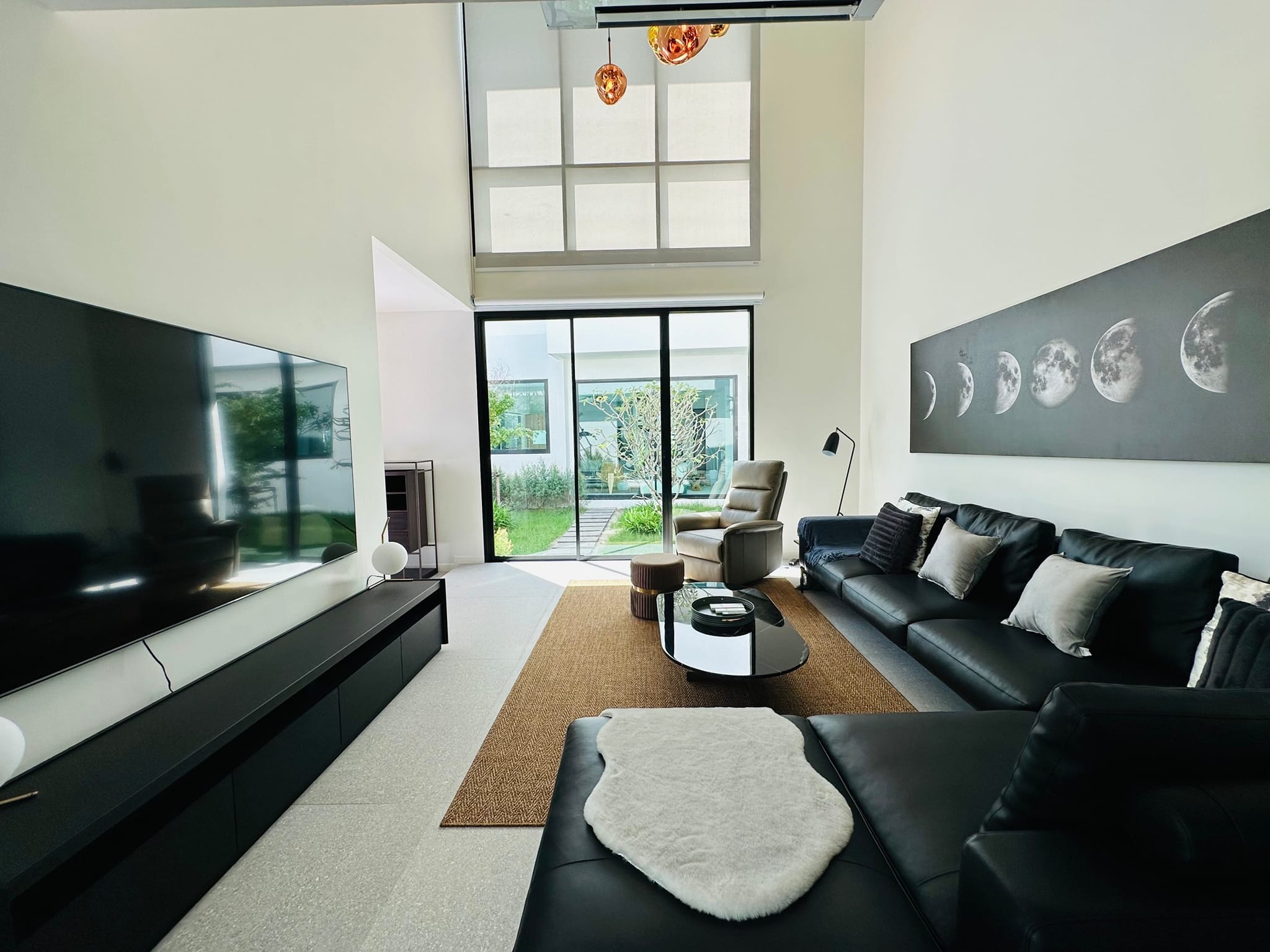 4 Bedroom House For Rent in Yan Nawa, Sathon, Bangkok - Image 1