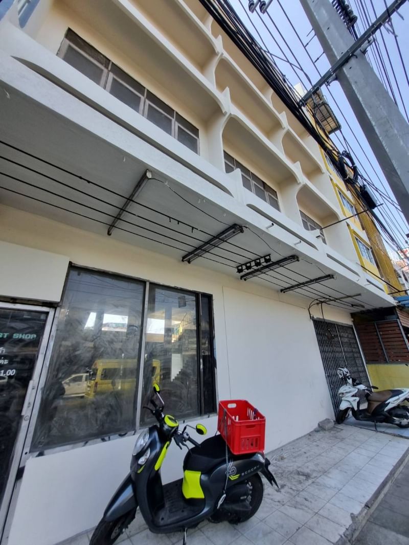  Retail Space  in Khlong Tan Nuea, Vadhana, Bangkok - Image 15