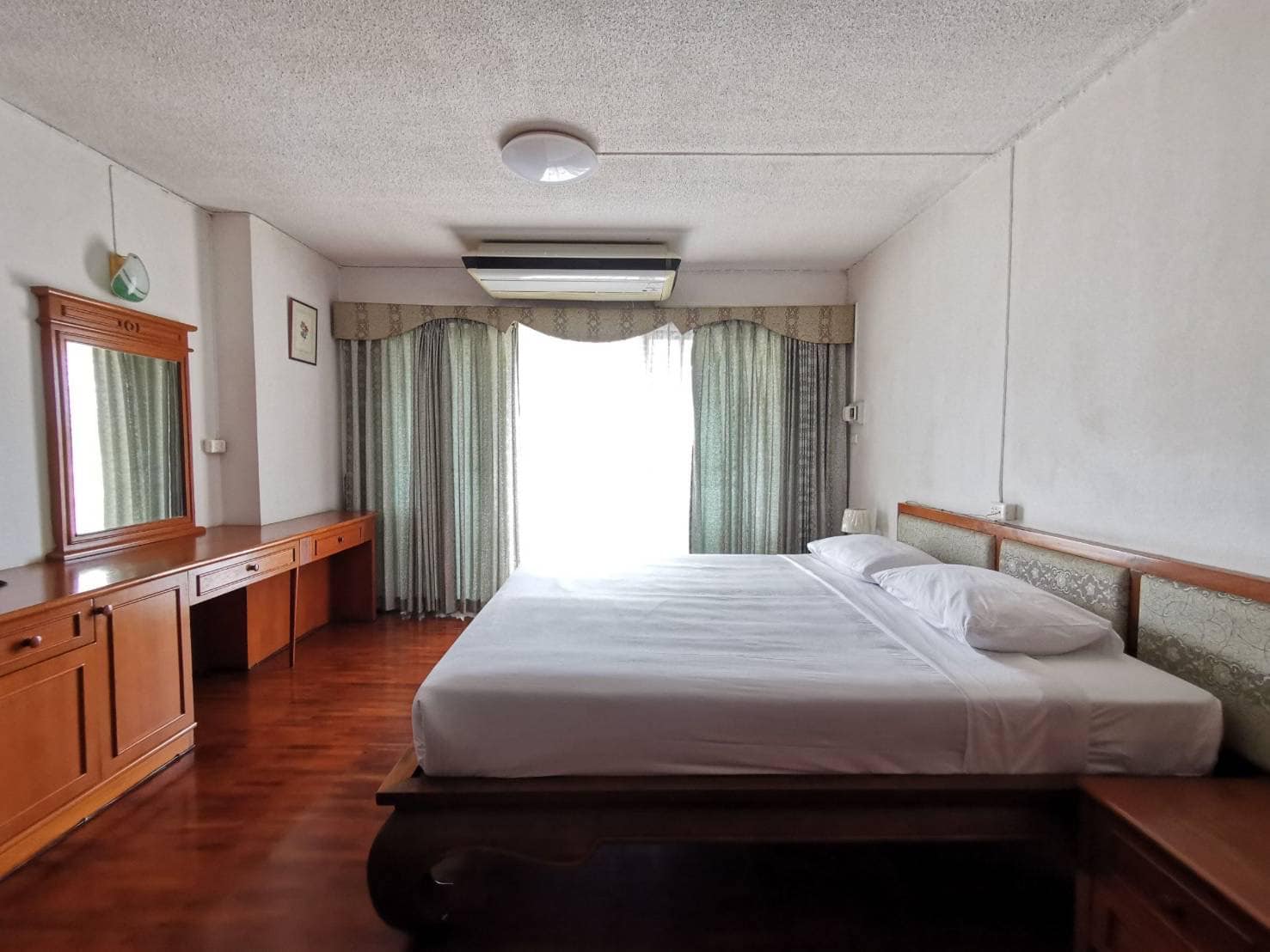 Hillside 4 Condotel - Image 7