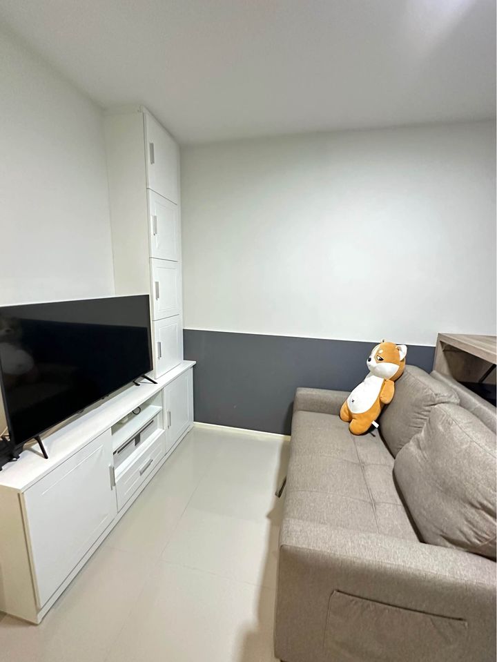 Kensington Condo - Image 2