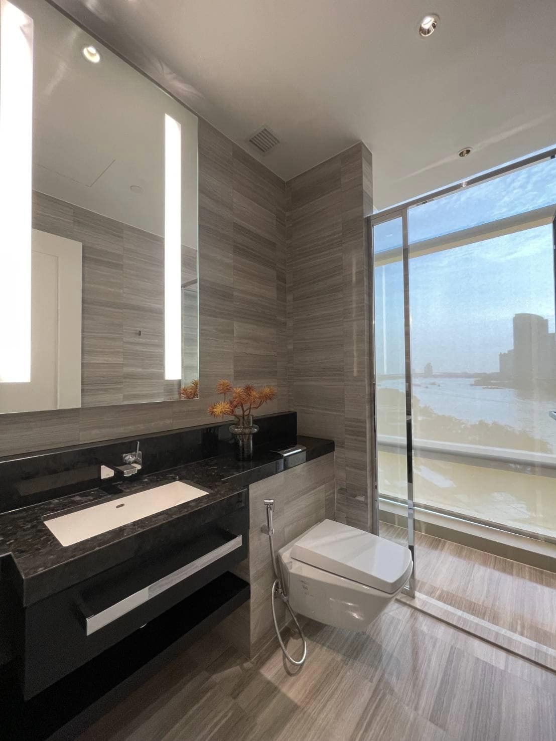 Four Seasons Private Residences - Image 14