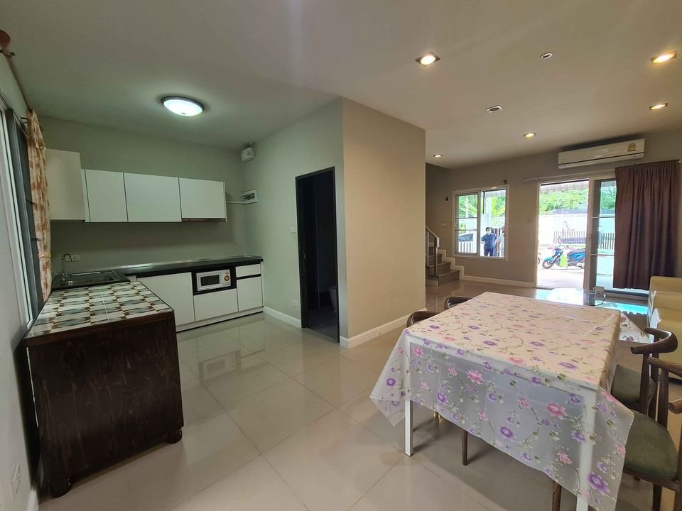 3 Bedroom Townhouse For Sale in Chang Khlan, Mueang Chiang Mai, Chiang Mai - Image 8