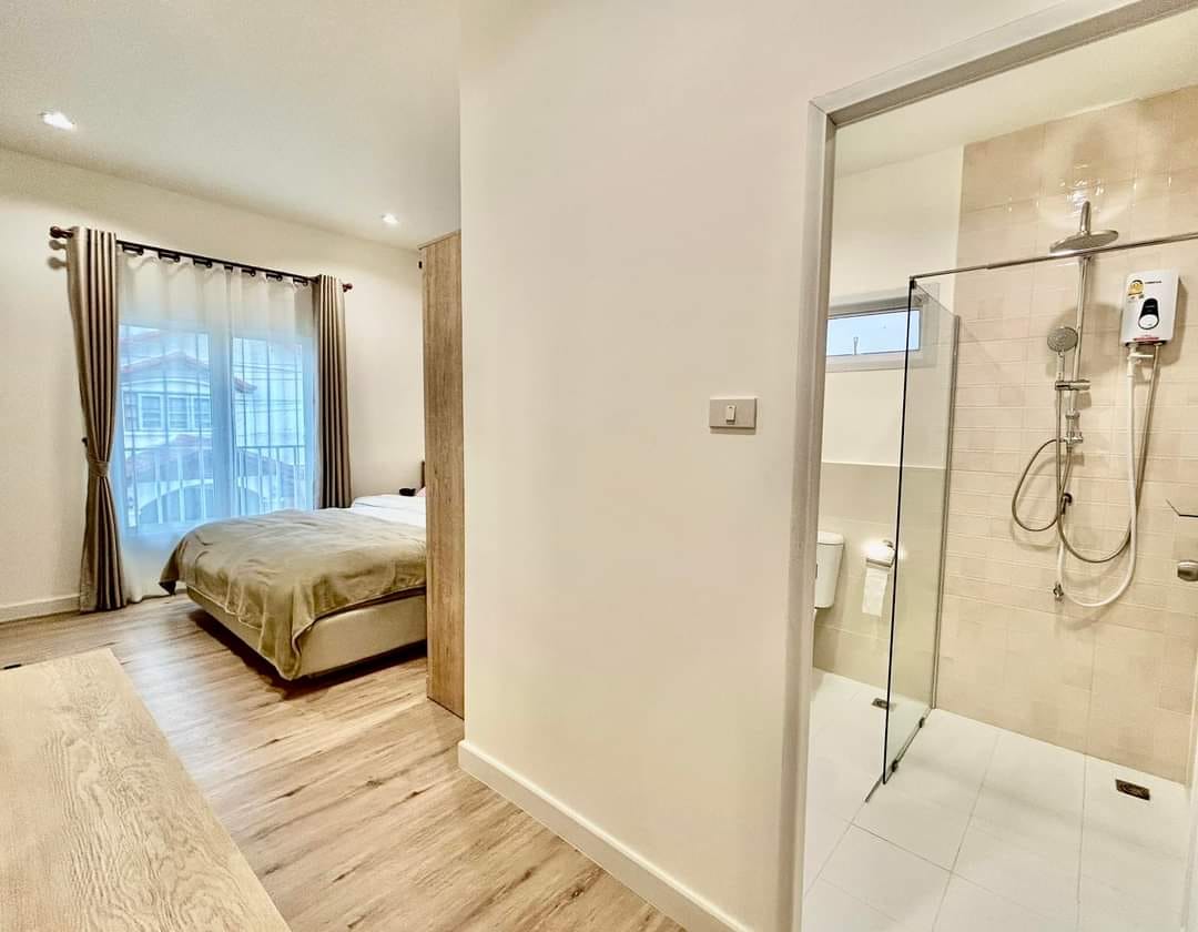 3 Bedroom House  in San Phak Wan, Hang Dong, Chiang Mai - Image 16