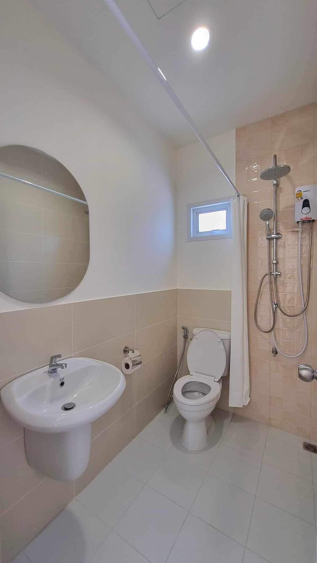 3 Bedroom House  in San Phak Wan, Hang Dong, Chiang Mai - Image 14