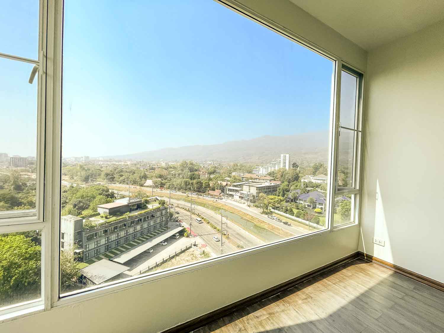 Convention Condo - Image 20