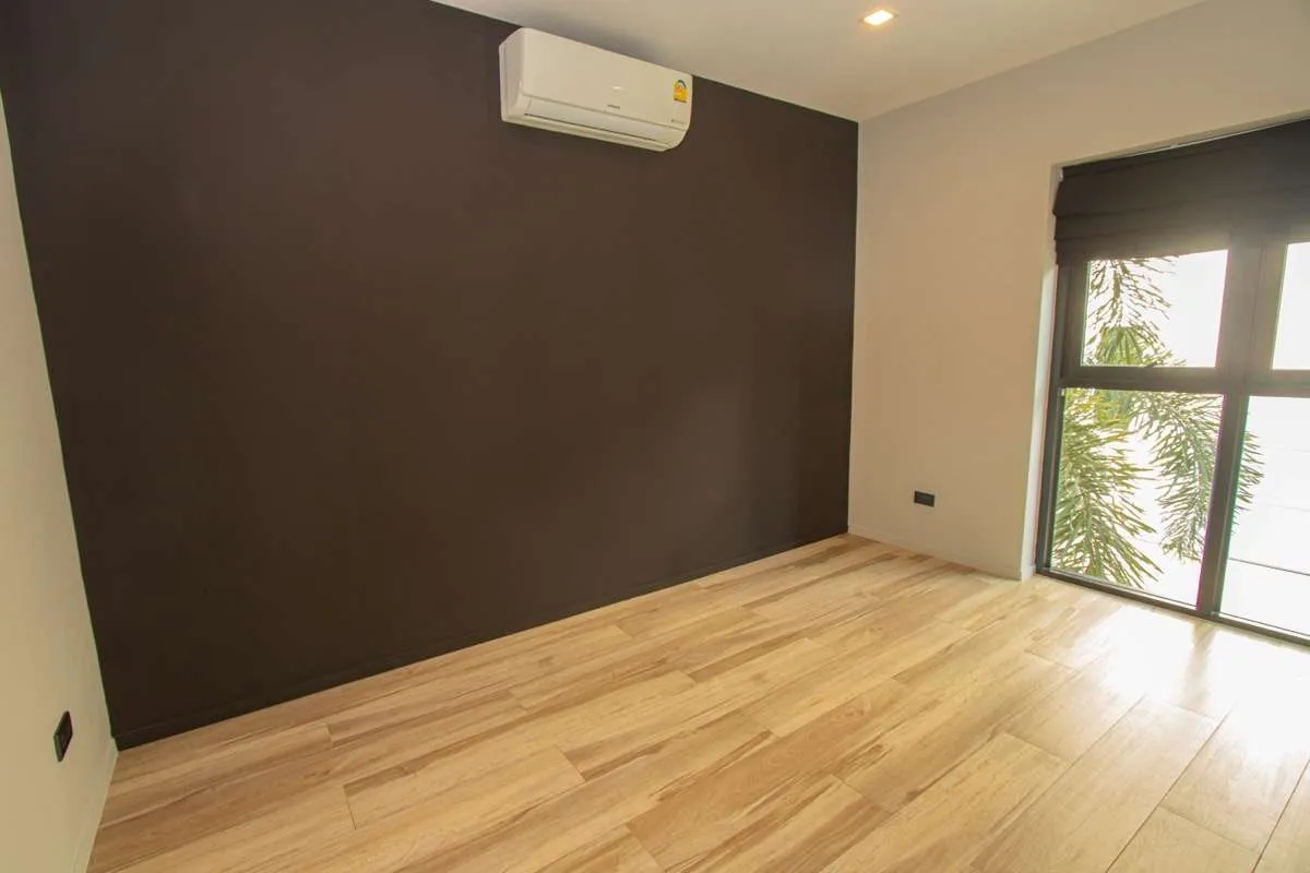 5 Bedroom House For Sale in Ban Waen, Hang Dong, Chiang Mai - Image 13
