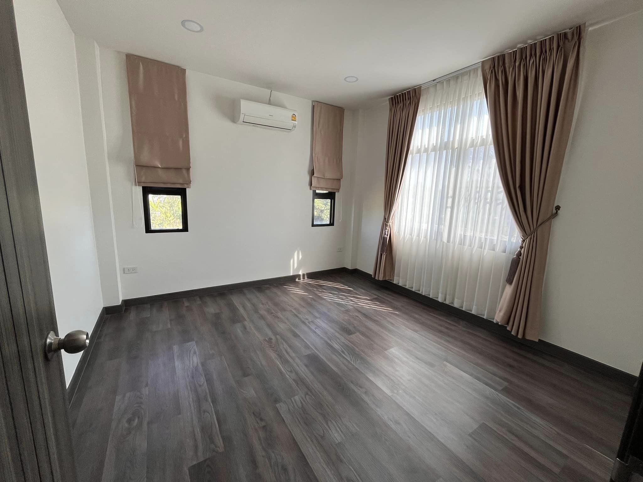 4 Bedroom House For Sale in Pa Daet, Mueang Chiang Mai, Chiang Mai - Image 7