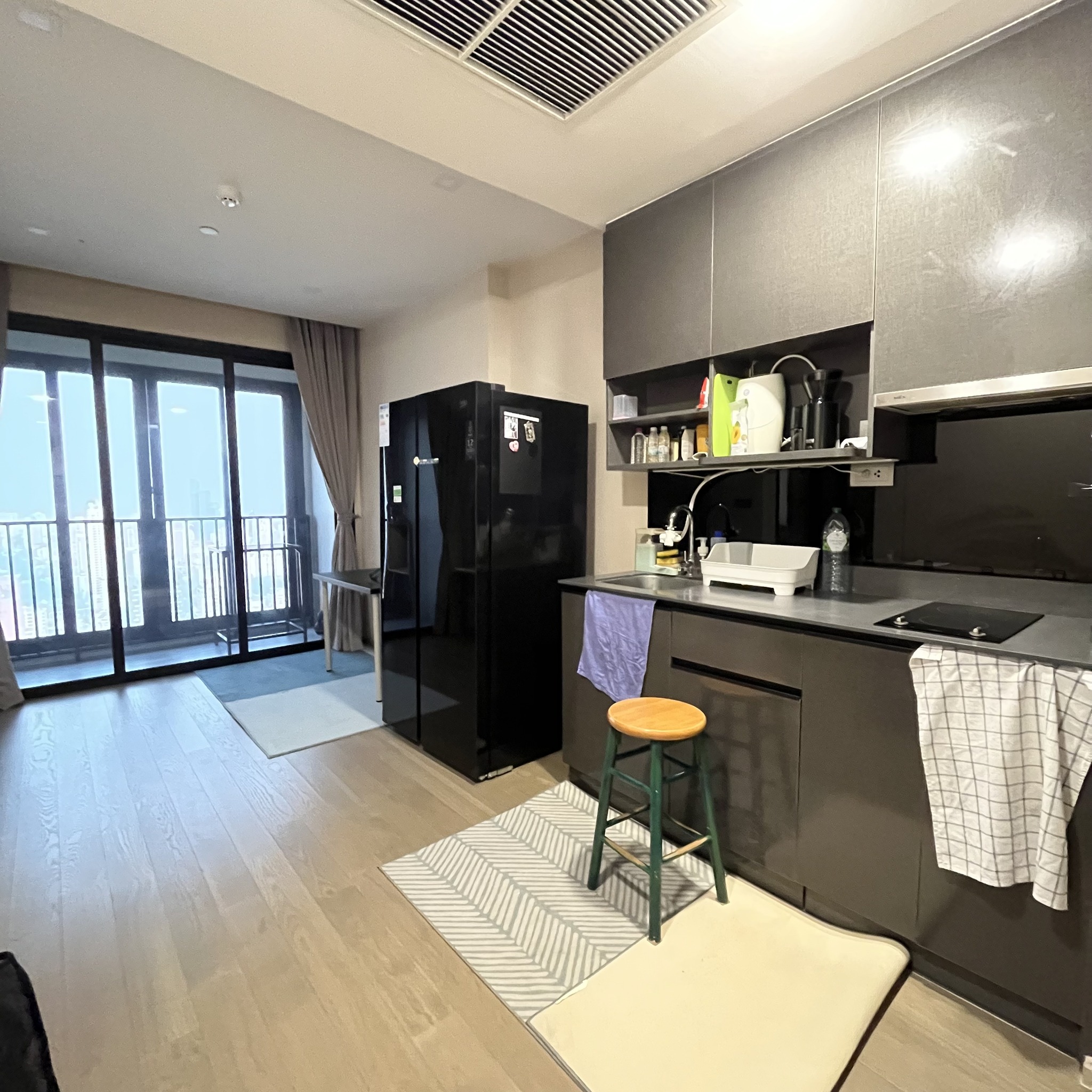 Ashton Asoke - Image 10