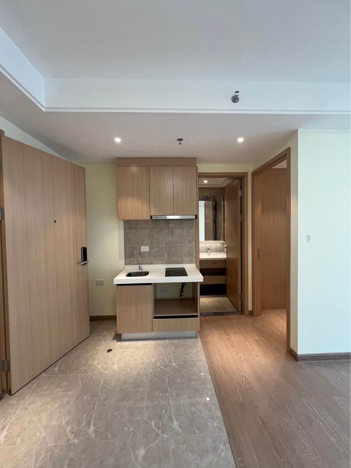 Regal Sathon-Naradhiwas - Image 3