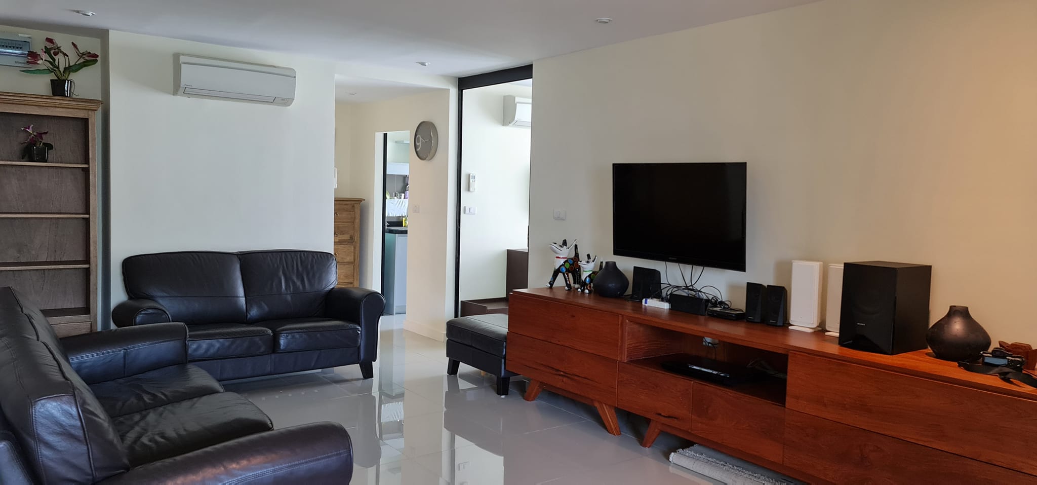Zenith Place Sukhunvit 42 - Image 1