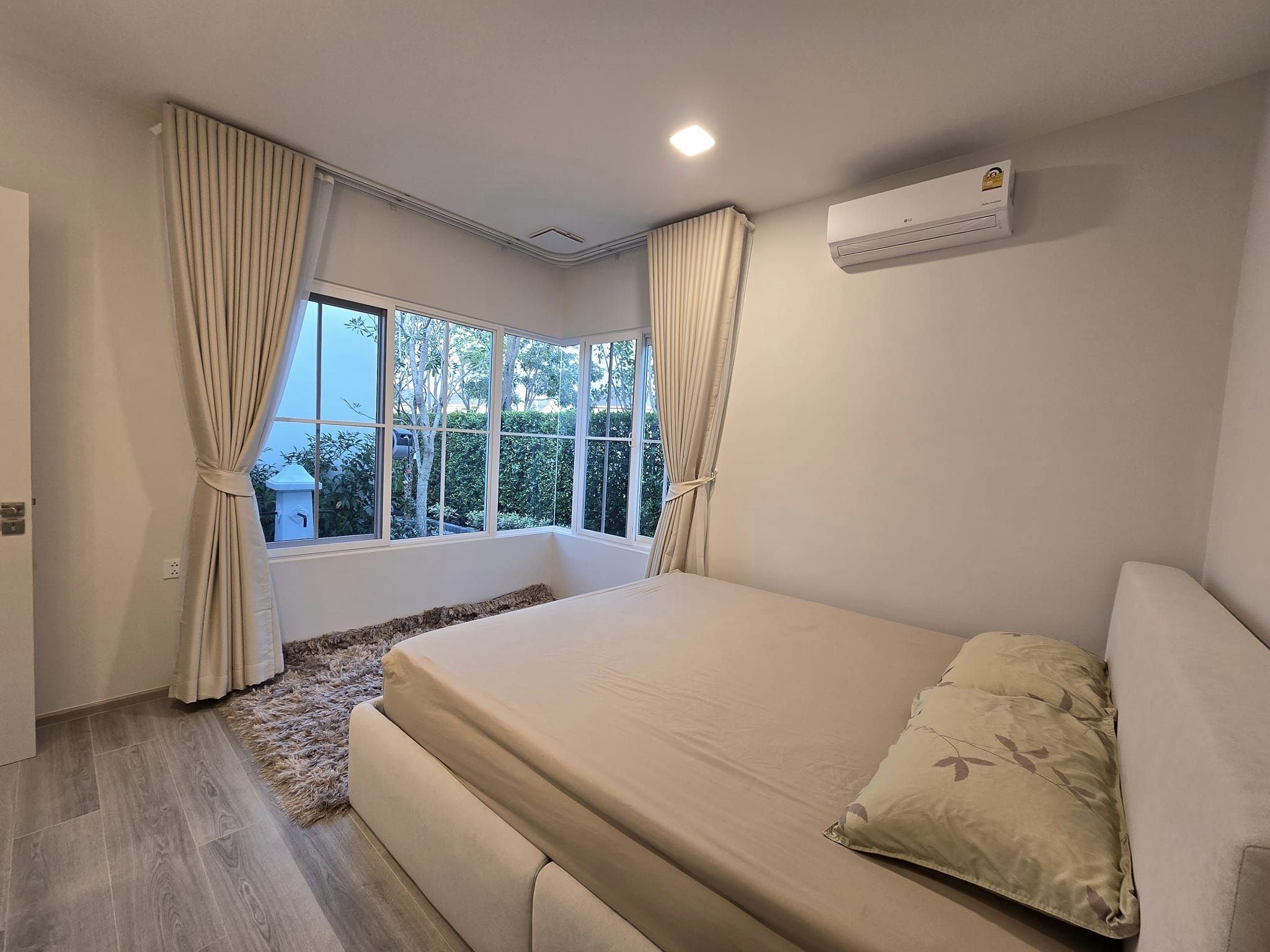 4 Bedroom House For Rent in Bang Chalong, Bang Phli, Samut Prakan - Image 11