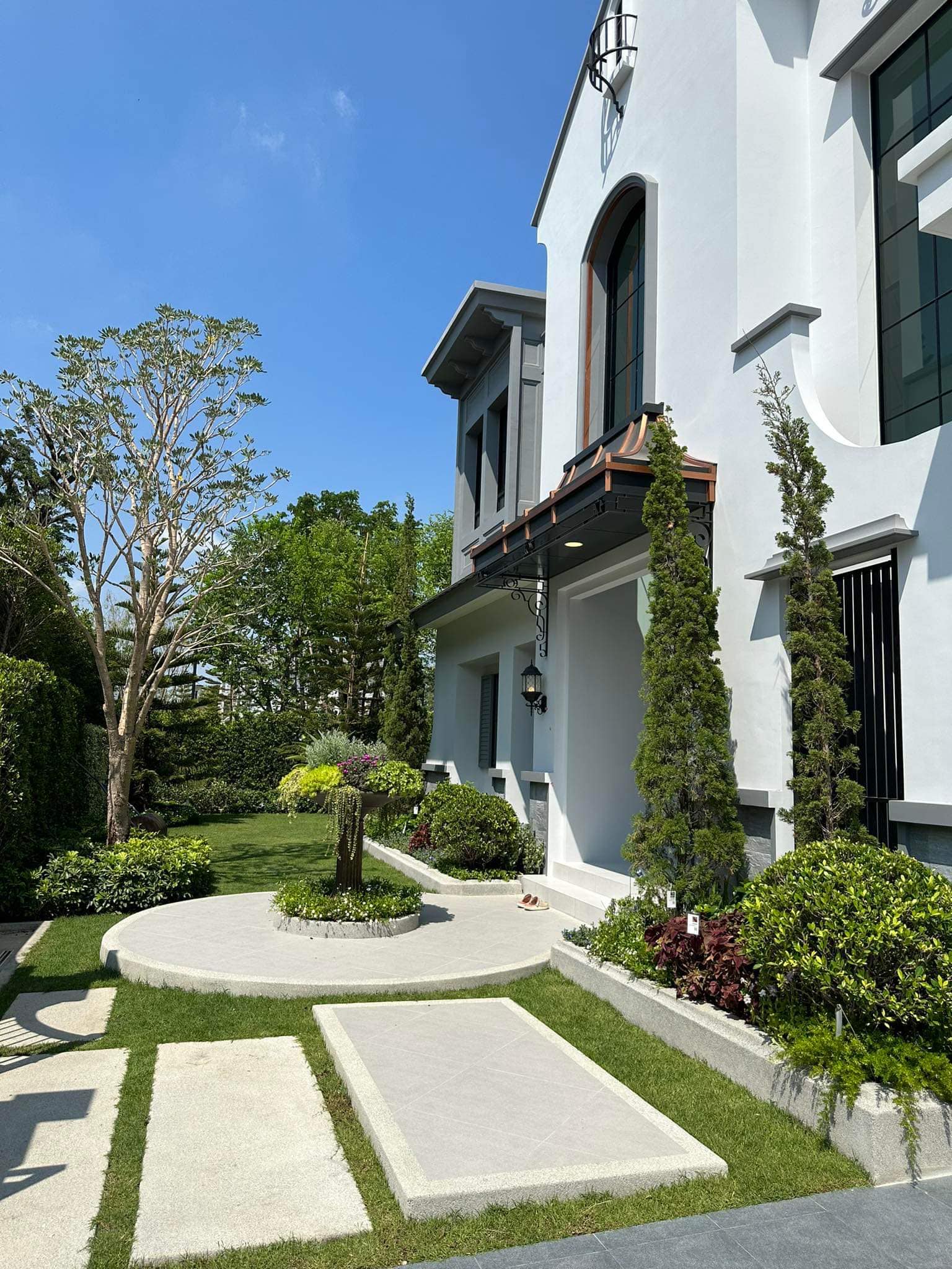 Nantawan Rama 9 - Krungthepkreetha - Image 2