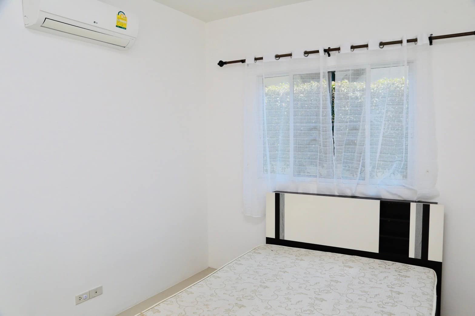 99 Avenue - Image 6