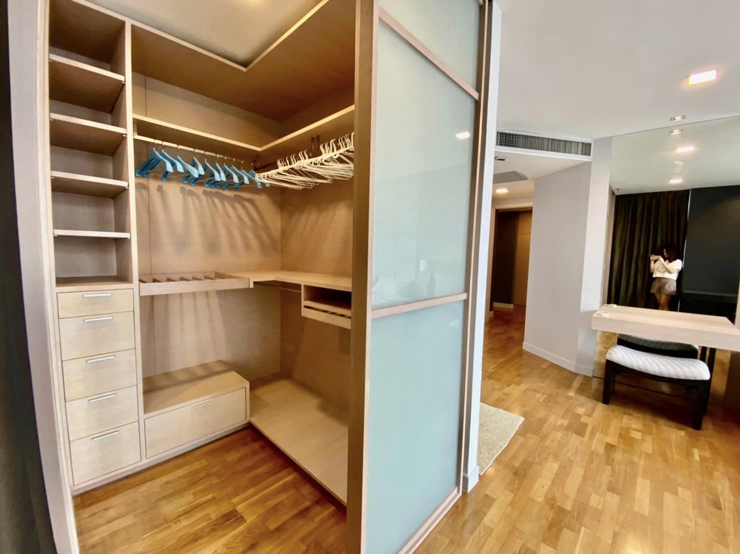 Urbana Sathon - Image 20