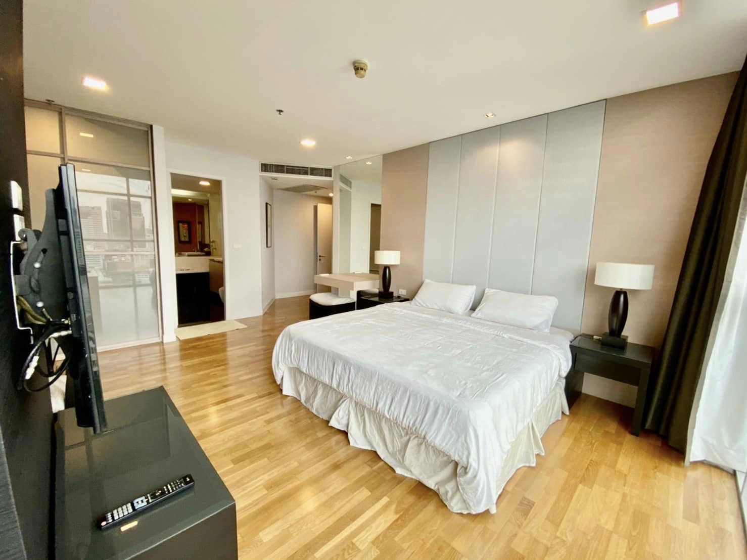 Urbana Sathon - Image 25