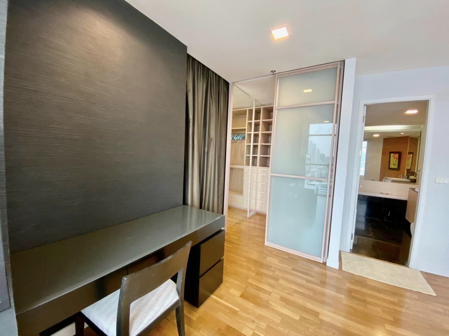 Urbana Sathon - Image 23