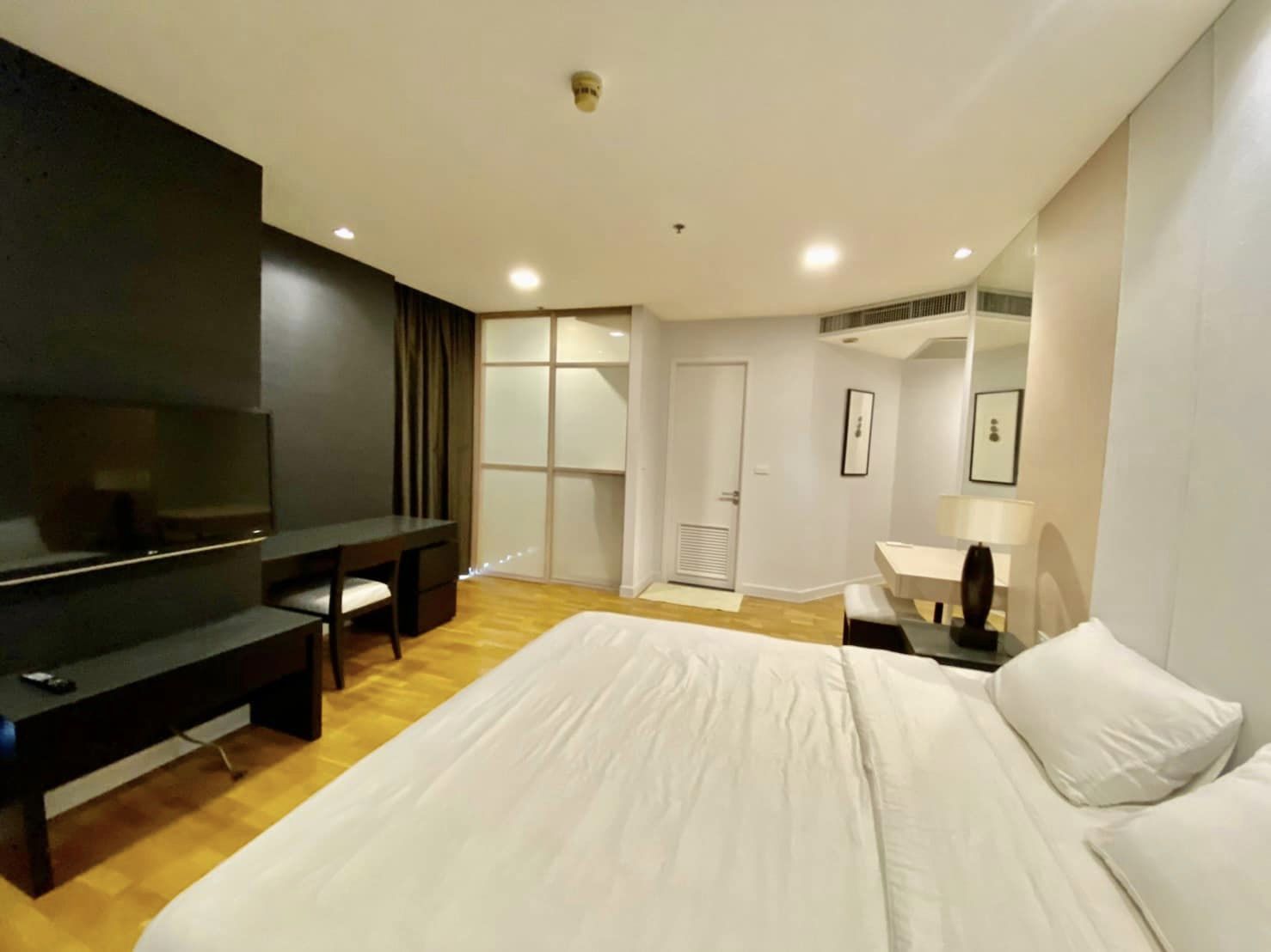 Urbana Sathon - Image 4