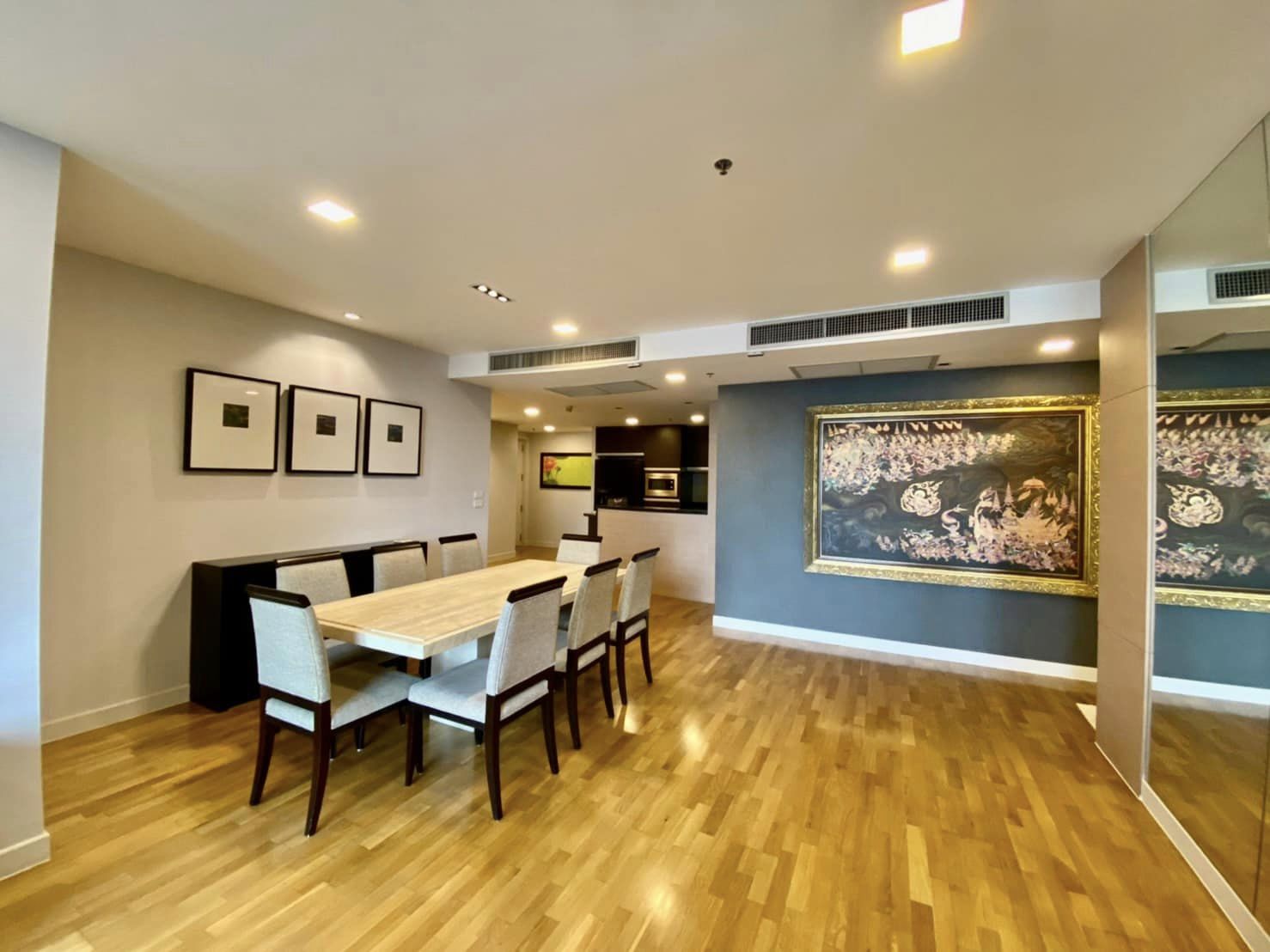 Urbana Sathon - Image 16