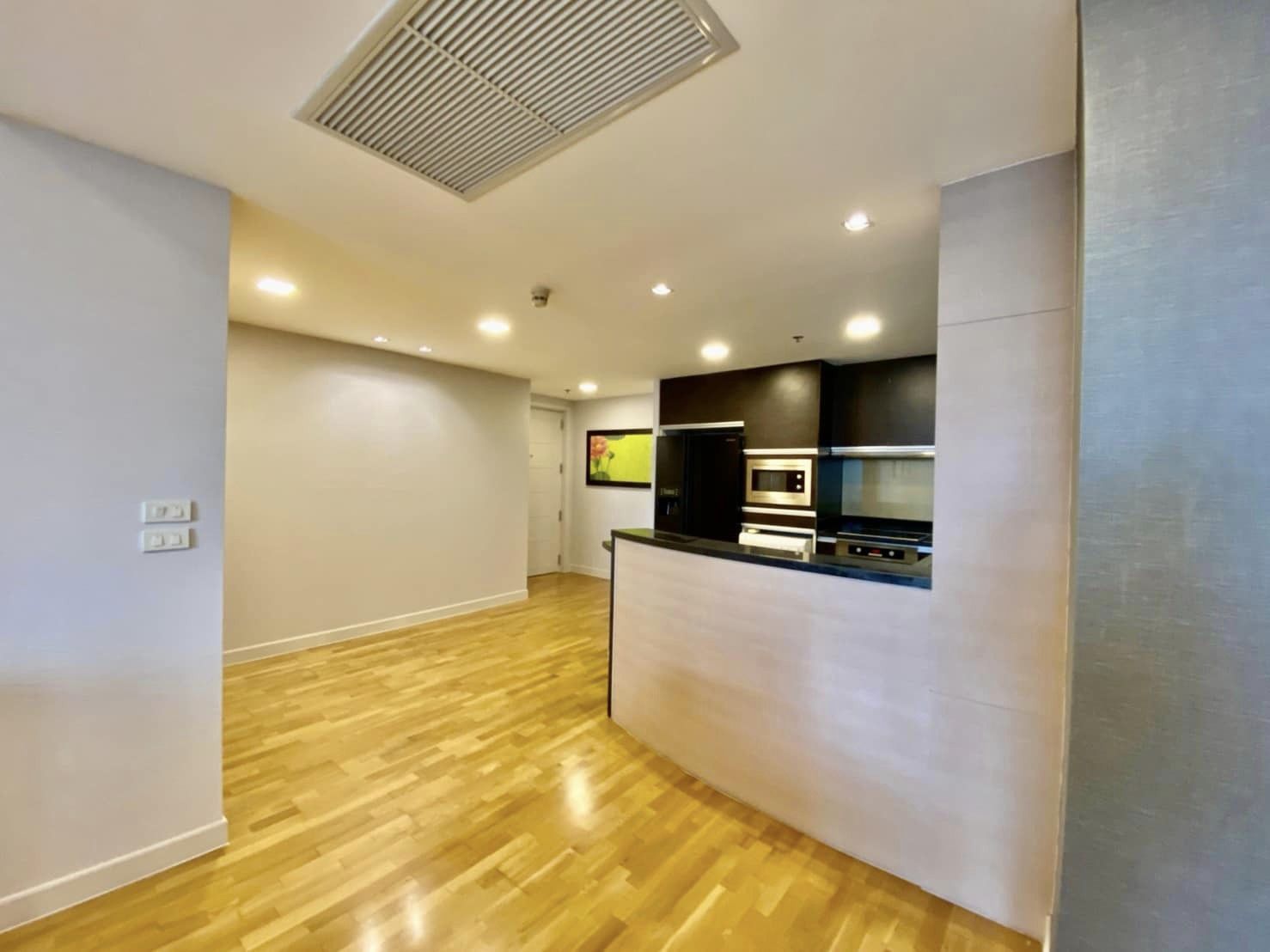 Urbana Sathon - Image 11