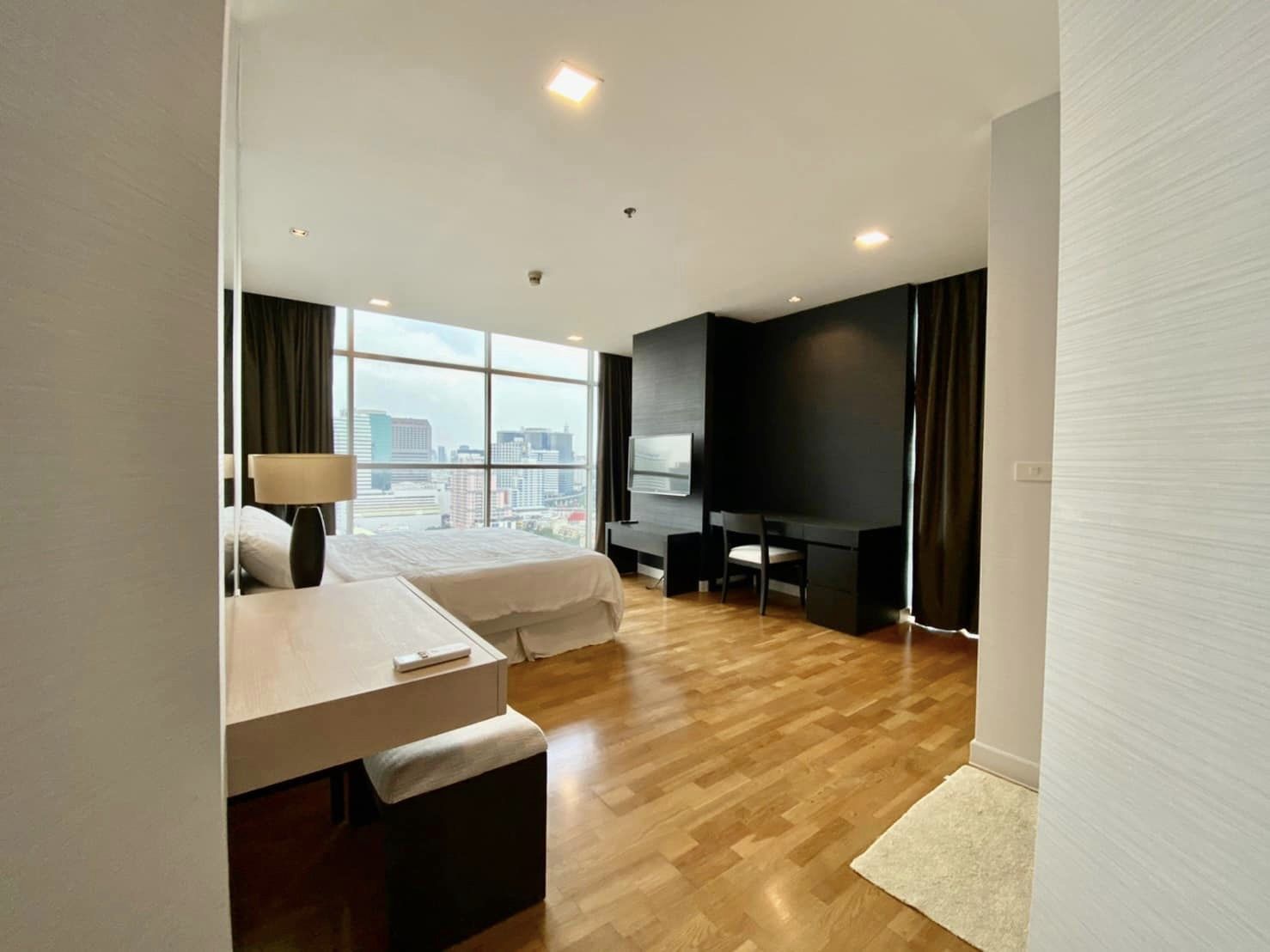 Urbana Sathon - Image 13