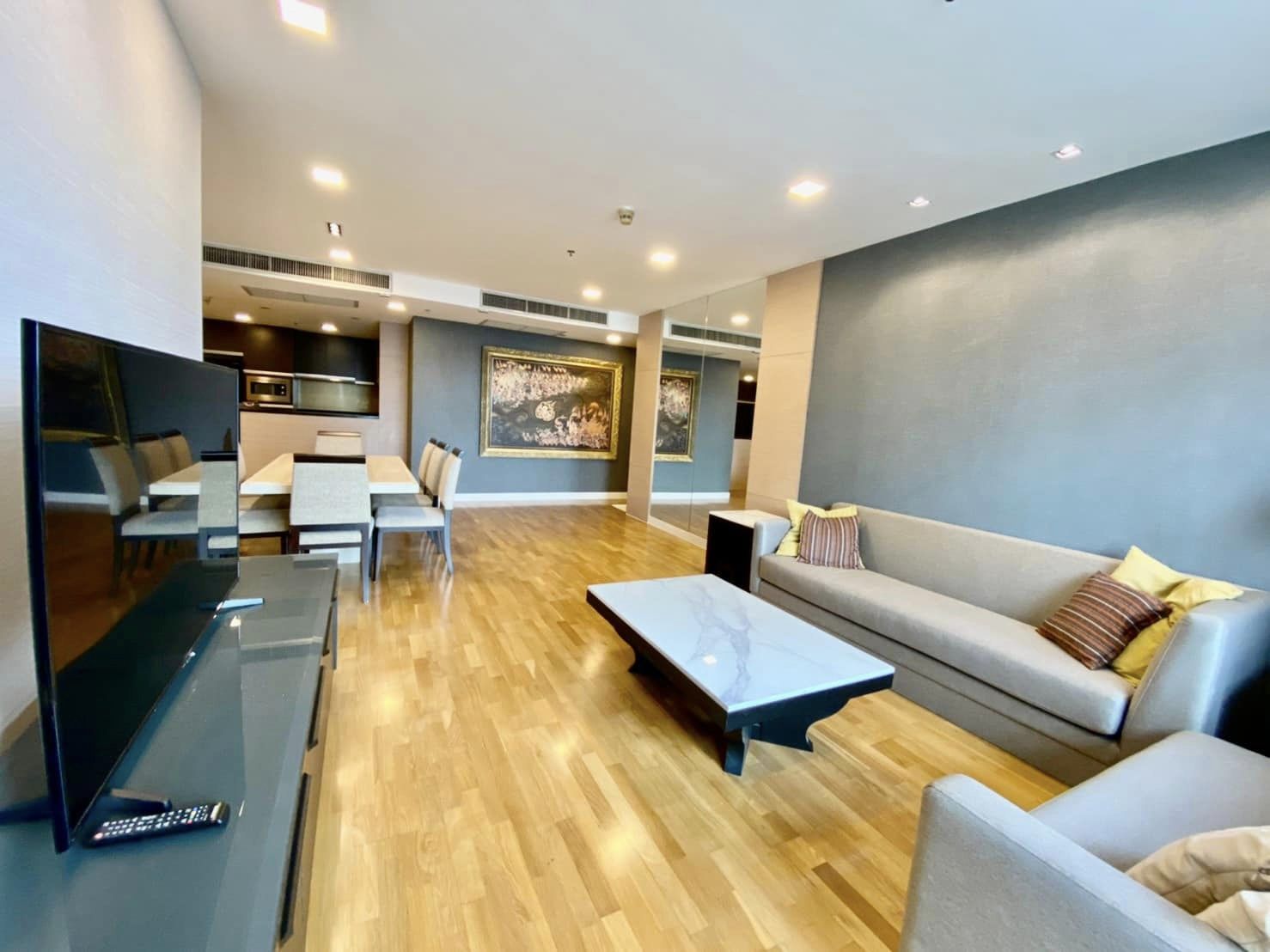 Urbana Sathon - Image 21