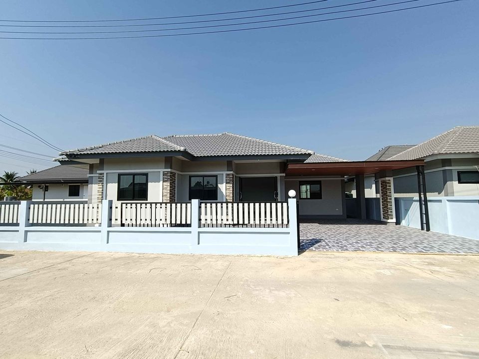 3 Bedroom House For Sale in Chomphu, Saraphi, Chiang Mai - Image 1