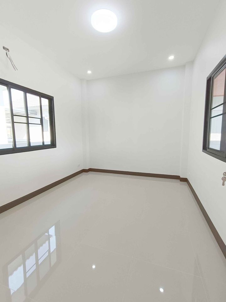 3 Bedroom House For Sale in Chomphu, Saraphi, Chiang Mai - Image 4