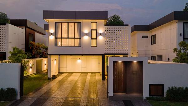 4 Bedroom House For Sale in Mae Hia, Mueang Chiang Mai, Chiang Mai - Image 1