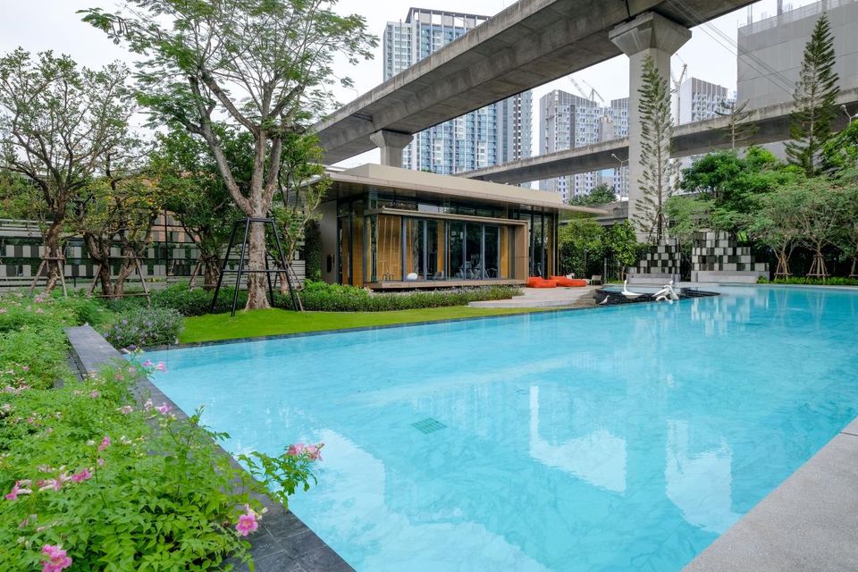 The Base Garden Rama 9 - Image 6