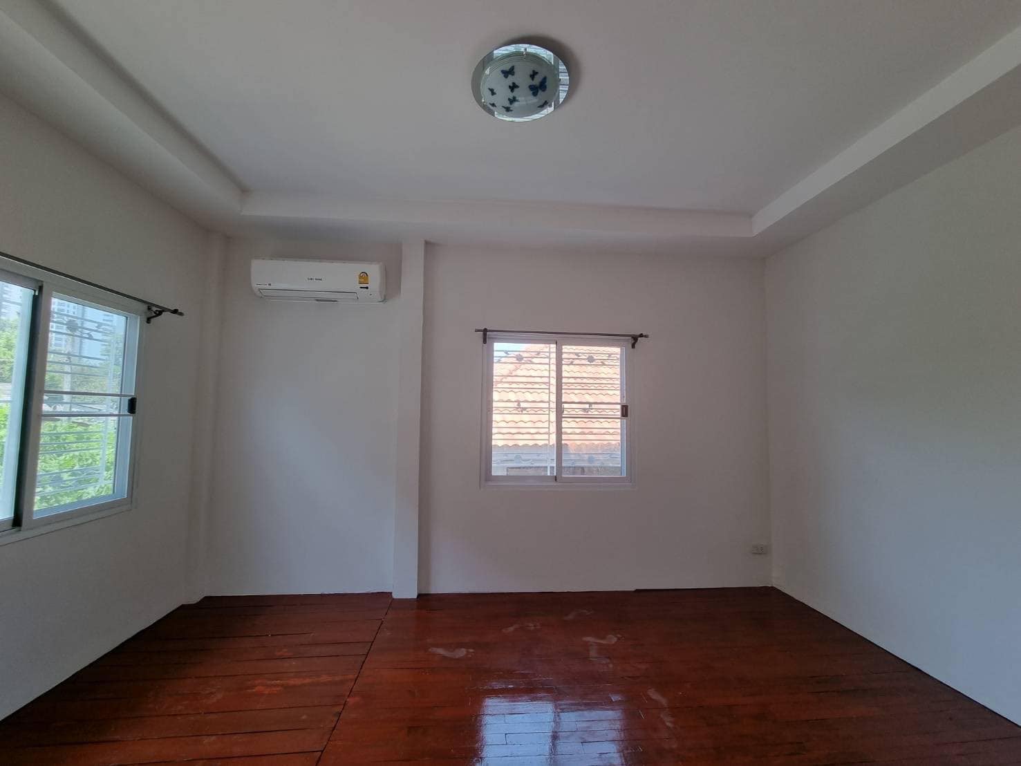 3 Bedroom House For Sale in Wat Ket, Mueang Chiang Mai, Chiang Mai - Image 9